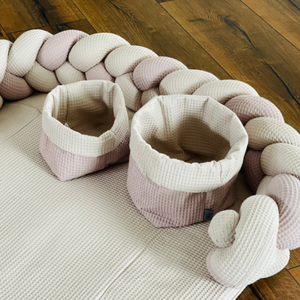 Geflochtene Wickeltischumrandung in verschiedenen Farben, handgefertigt, passend für Babywickeltische, individuell wählbar, von Mein Shop
