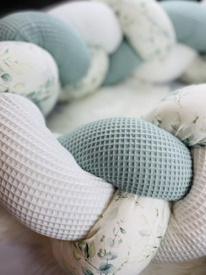 Geflochtene Wickeltischumrandung in Wunschfarben, handgefertigt, passend für verschiedene Wickeltische, von Mein Shop