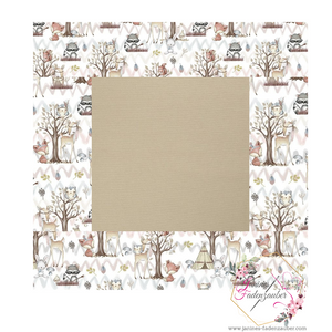 Weiche Krabbeldecke von Mein Shop, individuell bestickt mit Namen, ideal für Babys und kleine Kinder, mit buntem Design.