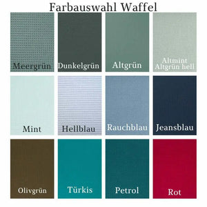 Personalierte Babydecke aus Kuschelfleece in verschiedenen Farben, weiche und kuschelige Decke für Neugeborene.