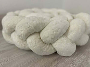 Kuschelig weiche Sternenfleece Knotenschlange - Geflochtene Bettschlange - Naturweiss Mein Shop