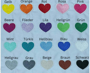 Personalisierte Hundehalstuch aus Musselin mit buntem Muster, perfekt für kleine Hunde, in natürlichem Stoffdesign.