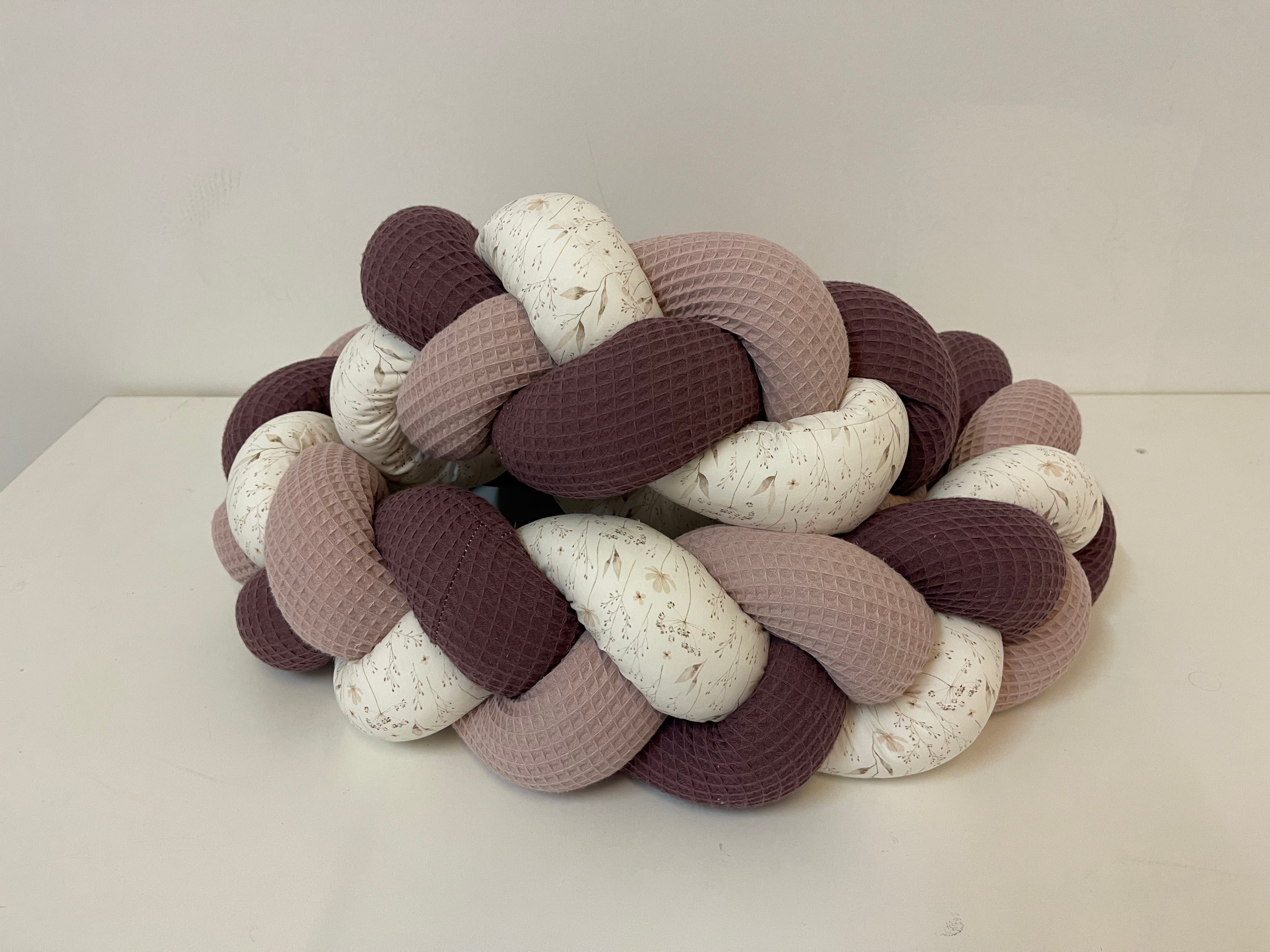 Bettschlange Altrosa, Aubergine, dezente Blumen